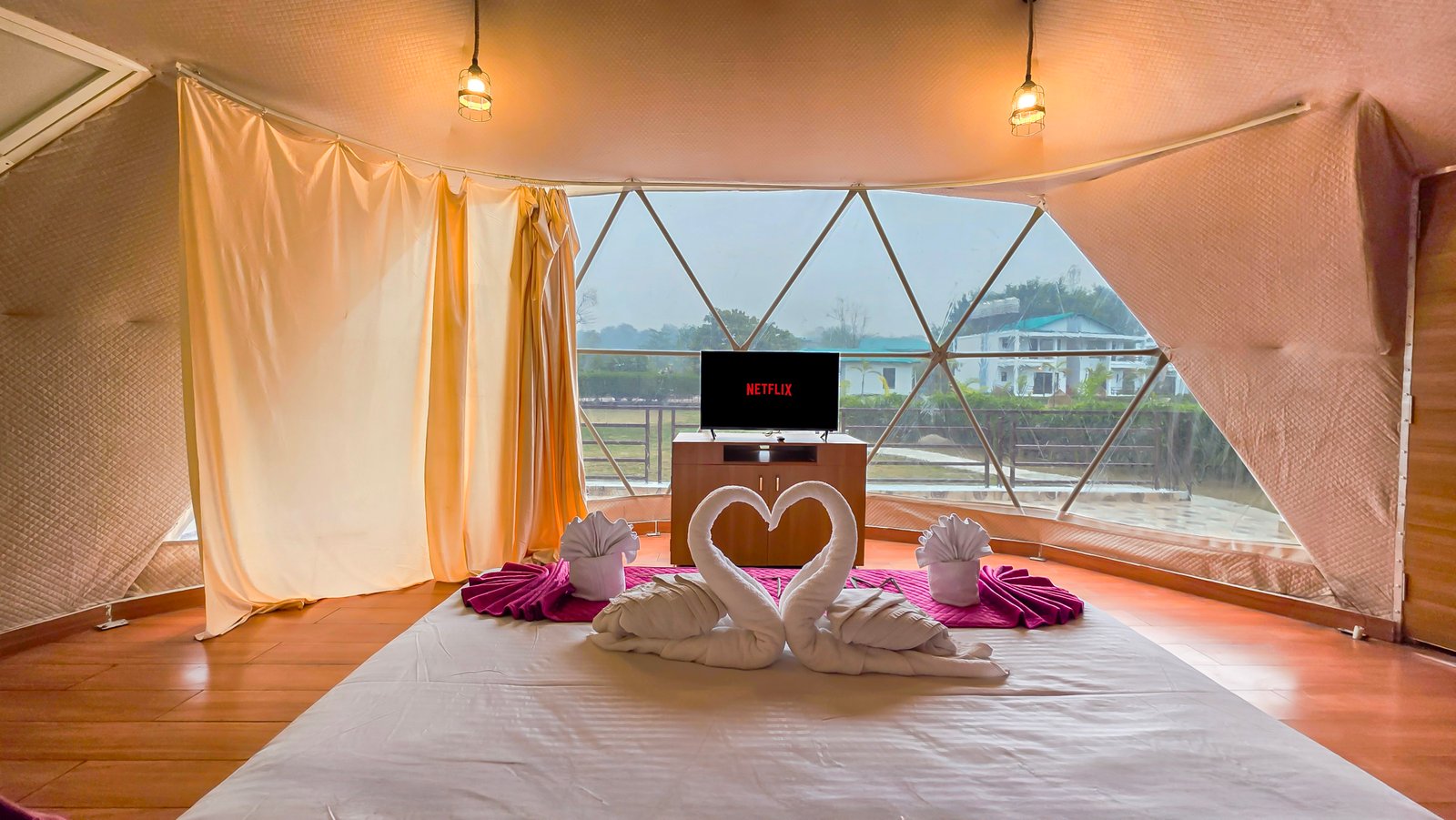 Luxury Dome Tent