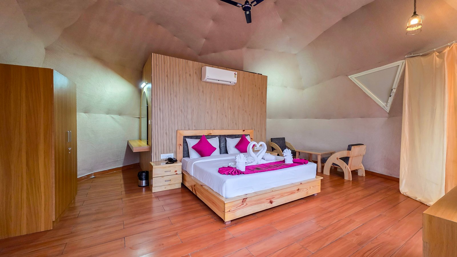 Luxury Dome Tent