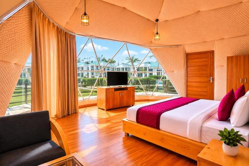Luxury Dome Tent